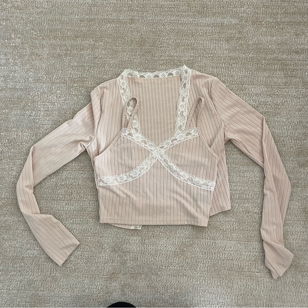 Dainty 2 piece top